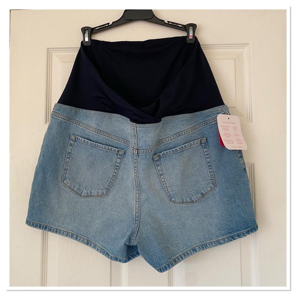 Over Belly Midi Maternity Jean Shorts Isabel Maternity by Ingrid - Picture 3 of 4